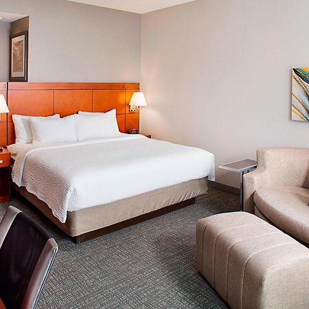 Courtyard By Marriott San Antonio Seaworld/Westover Hills Экстерьер фото